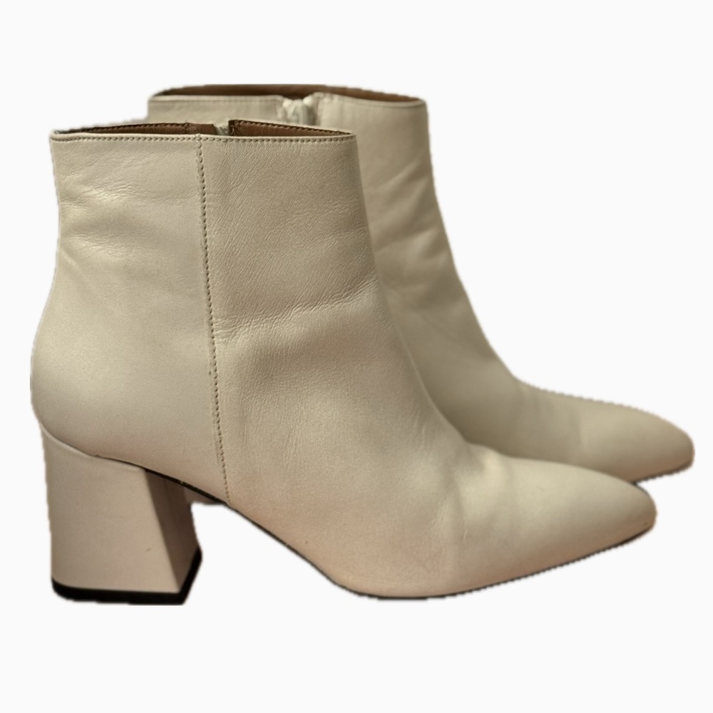 ELIANA BUCCI Elegant Winter White Leather Ankle Boots (Made in Italy)